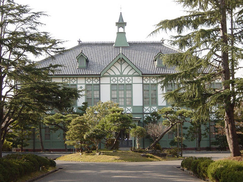 奈良女子大学