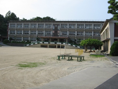 桜井小学校