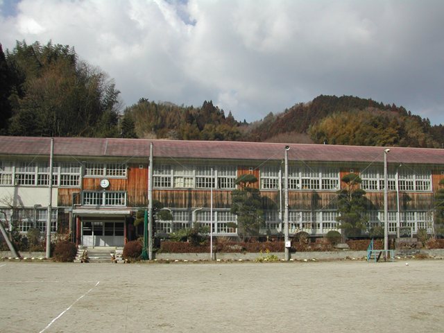 上之郷小学校