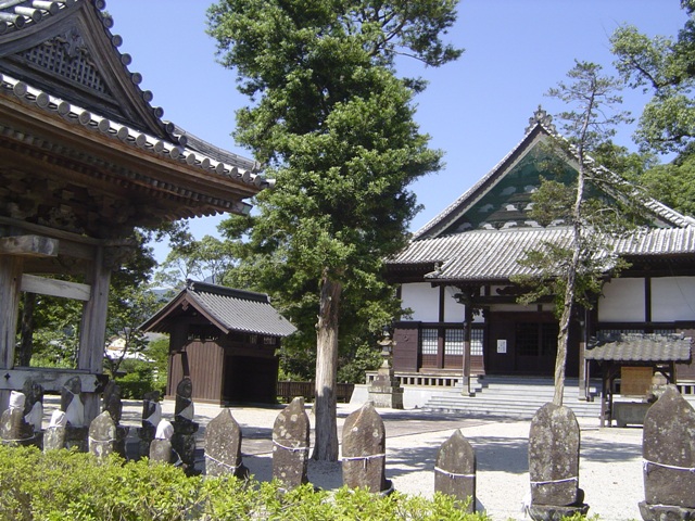 竜泉寺