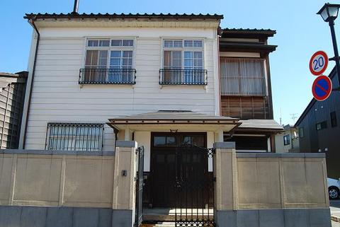昭和の洋風住宅（木彫作家工房）