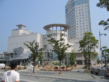 JR高松駅　駅前広場